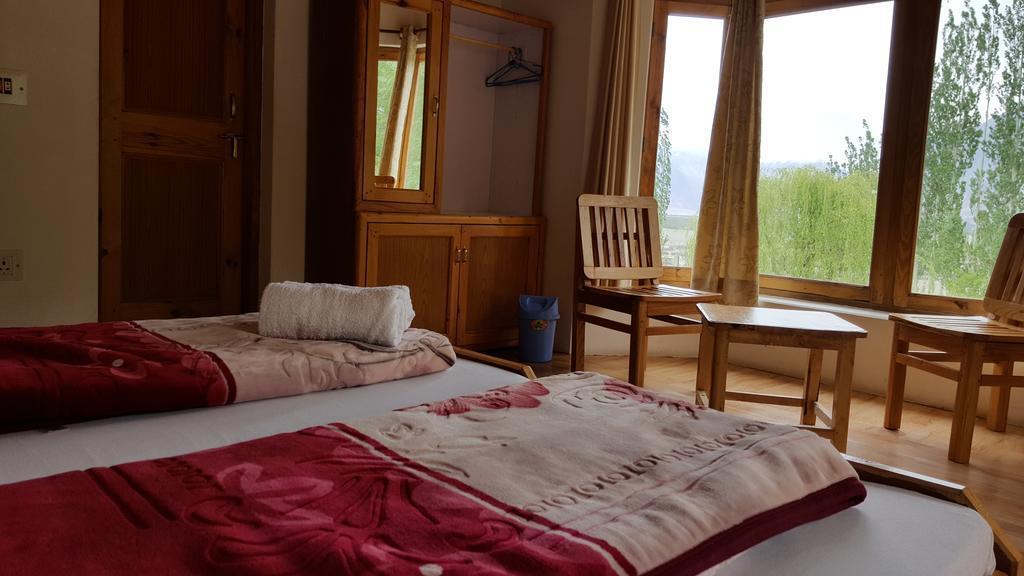 Yourdum Guest House Hundar Eksteriør bilde